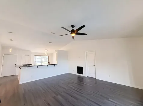 681 SW Mccoy Avenue Port St Lucie FL 34953