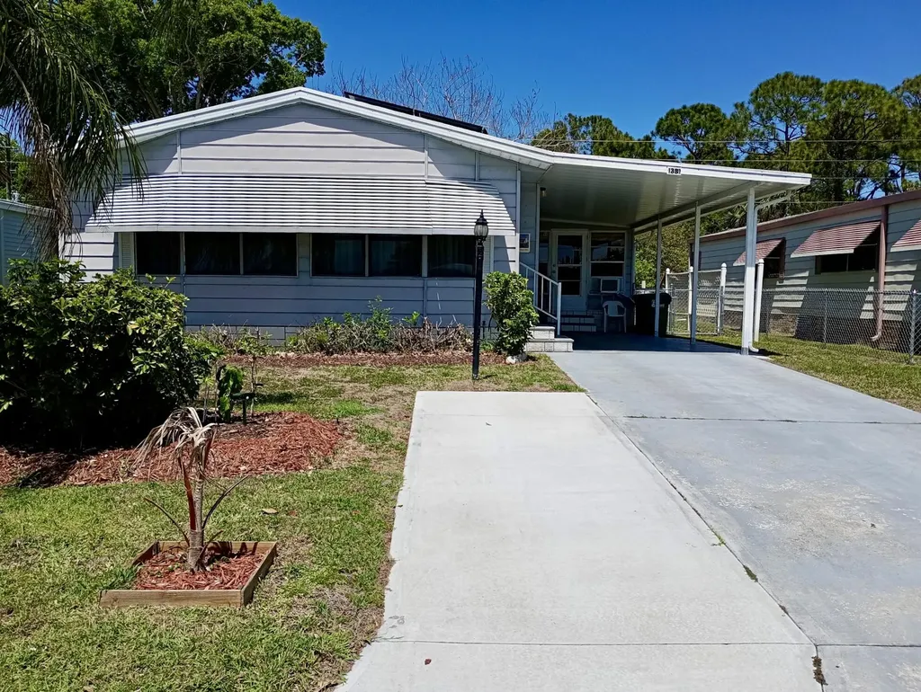 1331 Barefoot Circle Barefoot Bay FL 32976