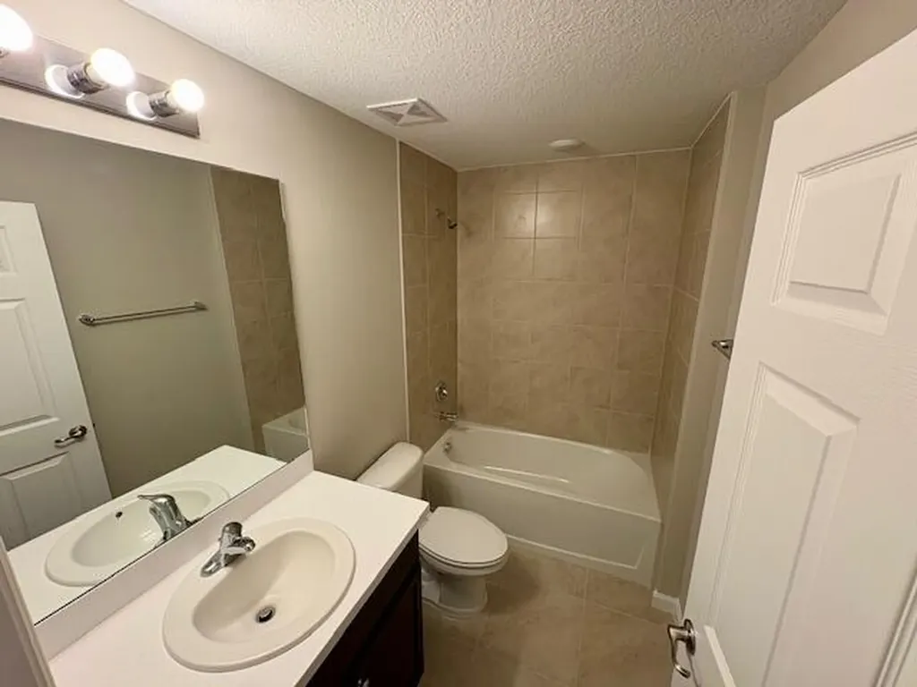 202 SW Aldoro Place Port St Lucie FL 34953