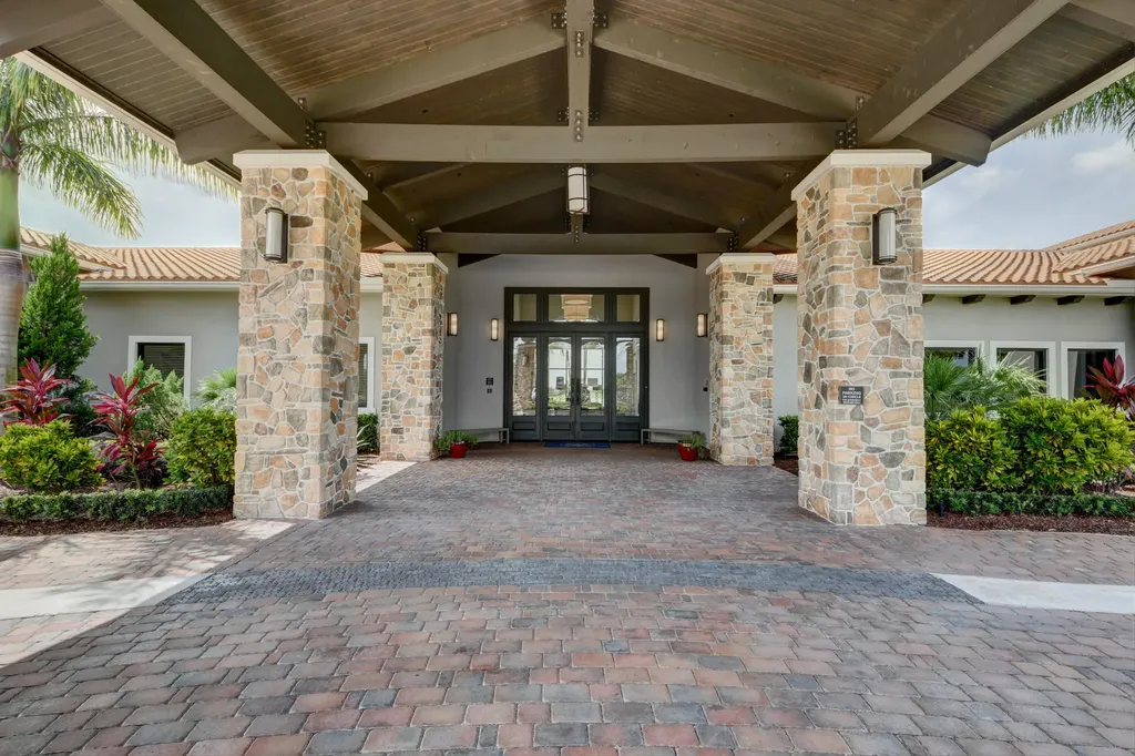 8515 SW Cantante Way Port St Lucie FL 34987