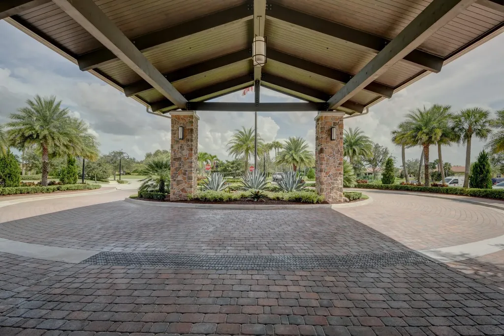 8515 SW Cantante Way Port St Lucie FL 34987