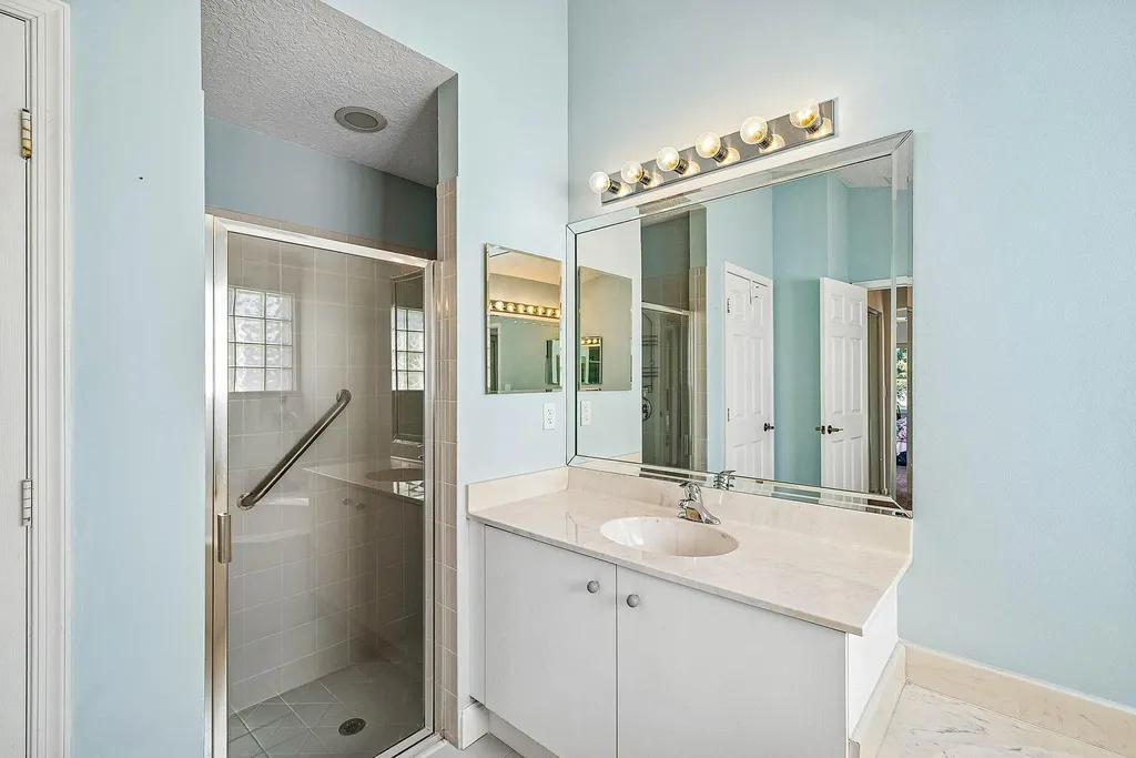 10551 Tropical Breeze Lane Boynton Beach FL 33437