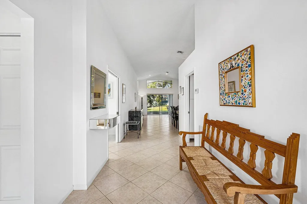 10551 Tropical Breeze Lane Boynton Beach FL 33437
