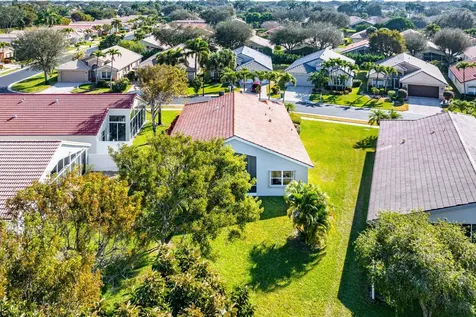 10551 Tropical Breeze Lane Boynton Beach FL 33437