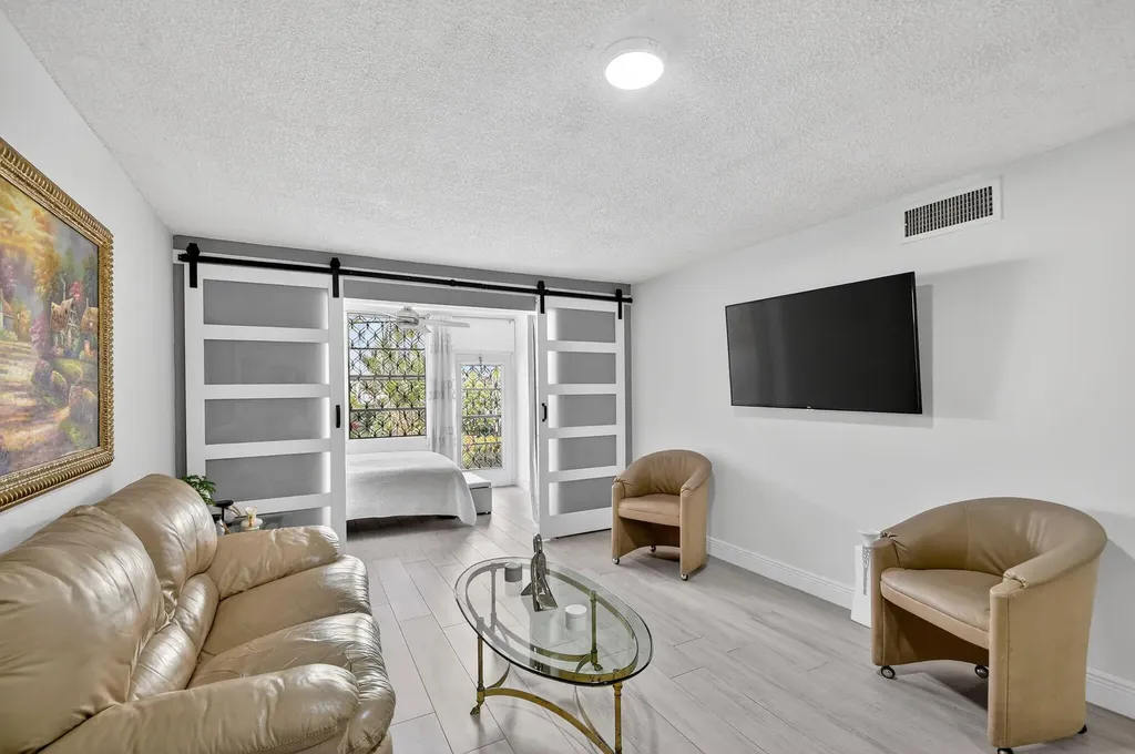 2615 NE 3rd Court Boynton Beach FL 33435