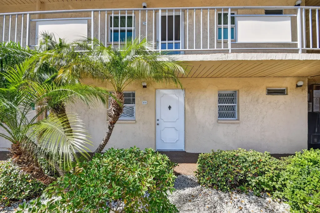 2615 NE 3rd Court Boynton Beach FL 33435