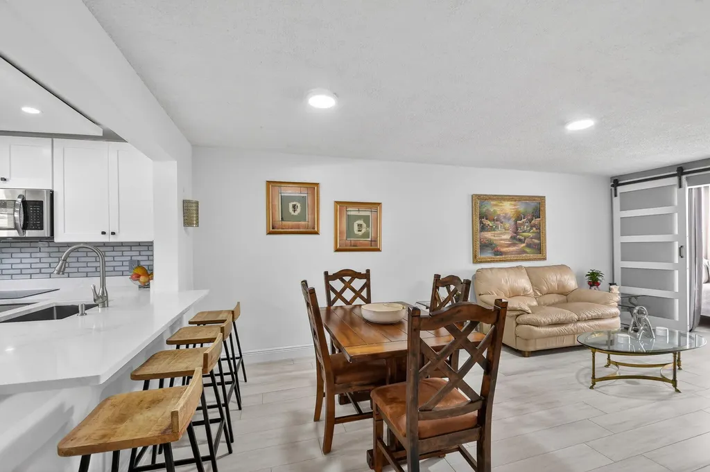 2615 NE 3rd Court Boynton Beach FL 33435