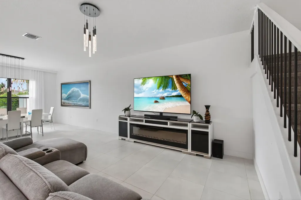 17222 Blue Bayou Drive Boca Raton FL 33496