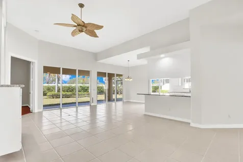 8851 Oldham Way Palm Beach Gardens FL 33412