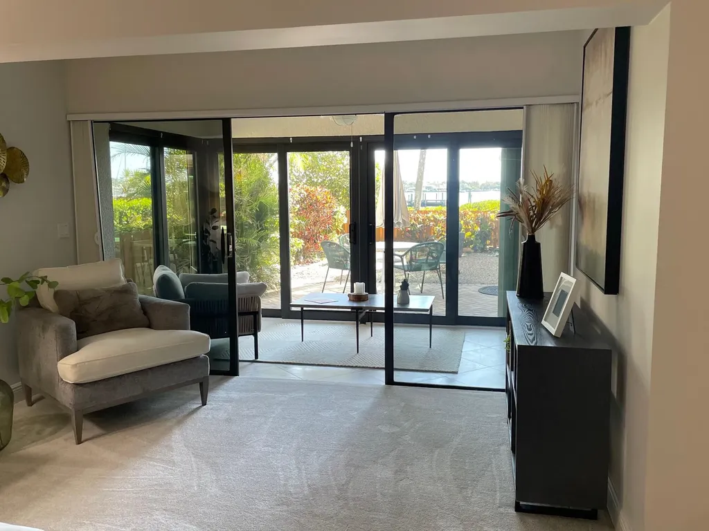 1660 Twelve Oaks Way North Palm Beach FL 33408