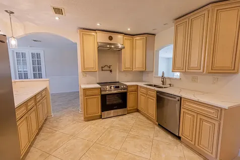 471 SE Lamon Lane Port St Lucie FL 34983