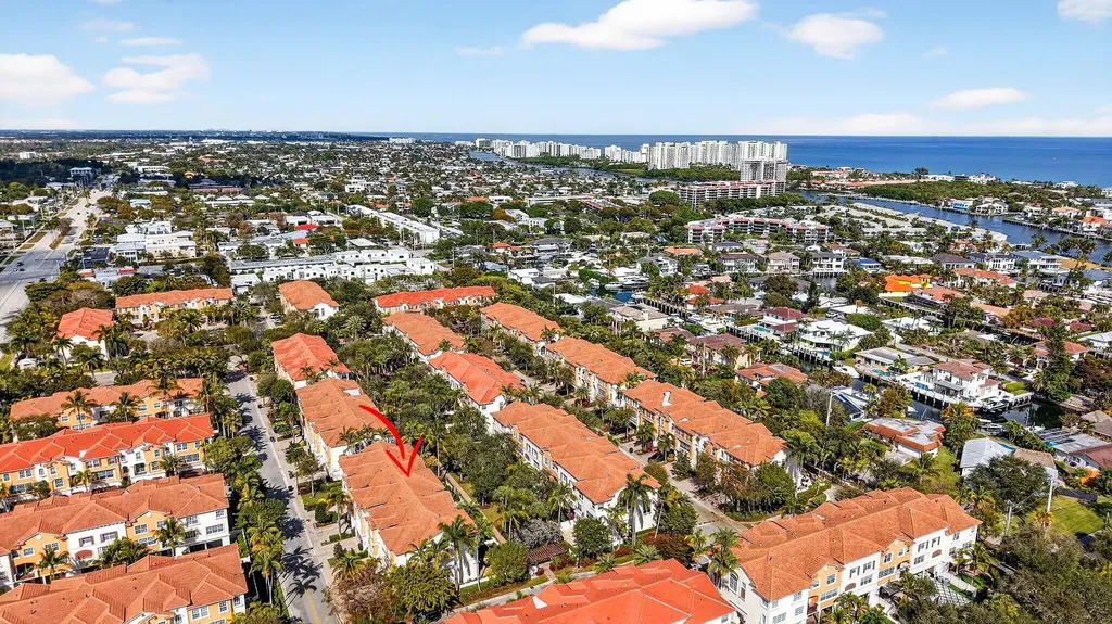 5530 NE Trieste Terrace Boca Raton FL 33487