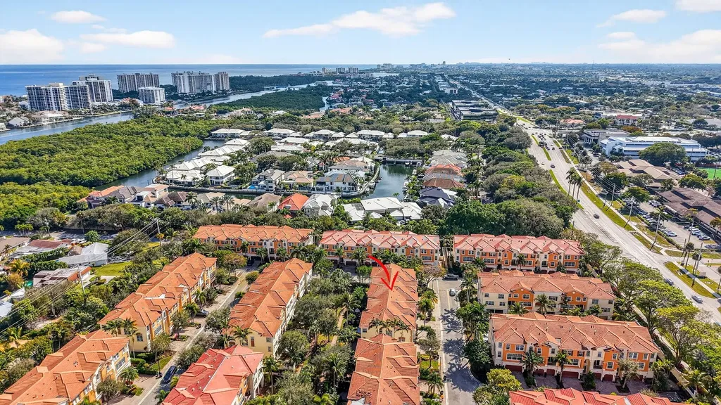 5530 NE Trieste Terrace Boca Raton FL 33487