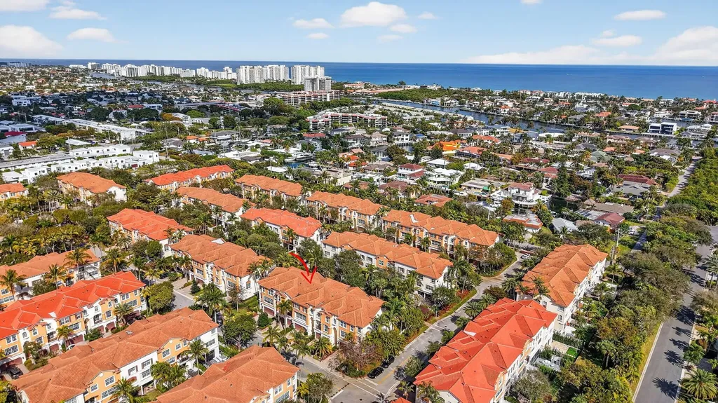5530 NE Trieste Terrace Boca Raton FL 33487