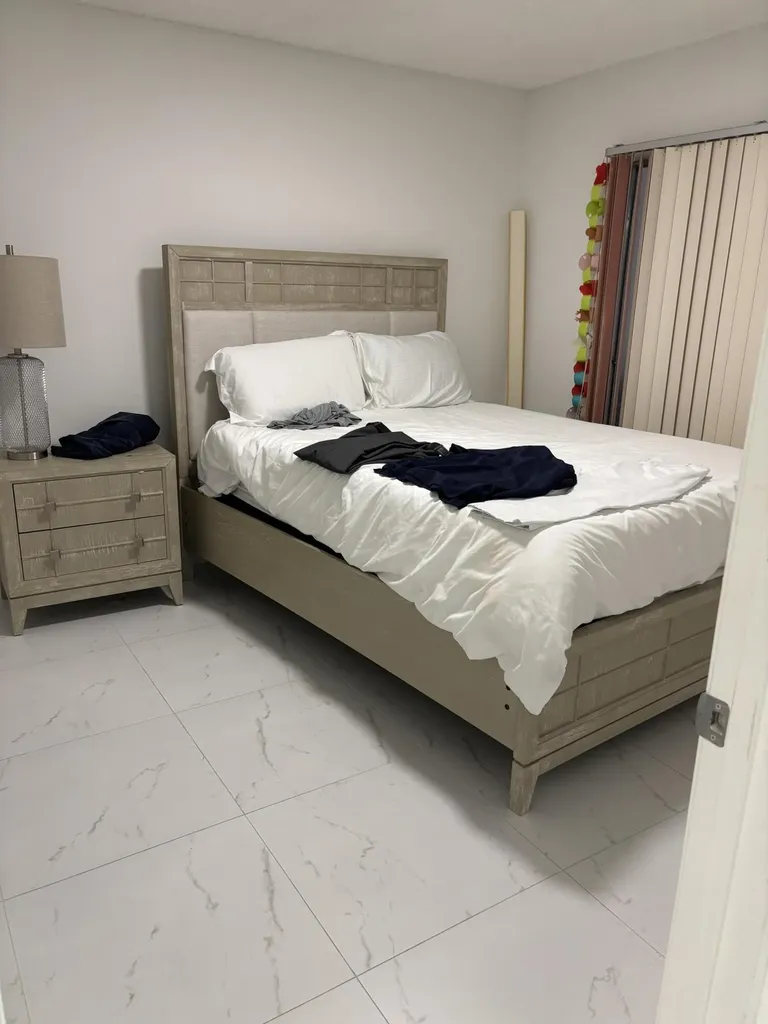 8065 Springtree Road Boca Raton FL 33496