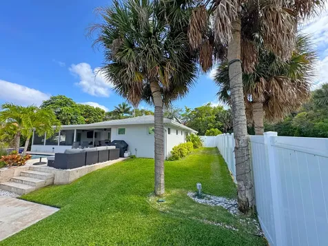 106 Periwinkle Drive Hypoluxo FL 33462