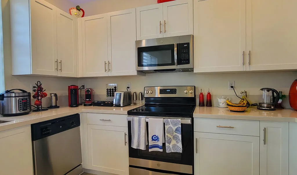 10902 W 33rd Way Hialeah FL 33018