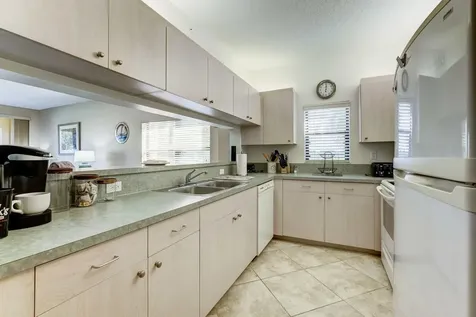 300 Uno Lago Drive Juno Beach FL 33408