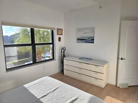 300 Uno Lago Drive Juno Beach FL 33408
