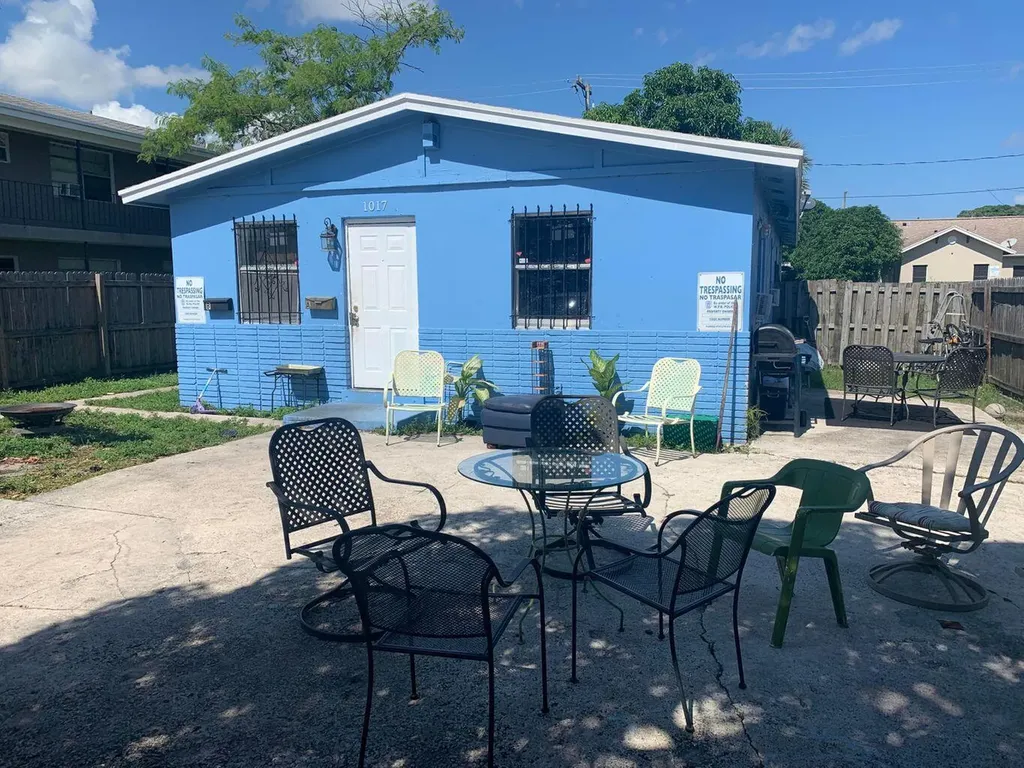 1017 13th Street West Palm Beach FL 33401