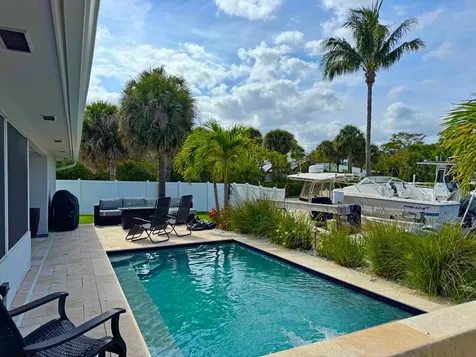 106 Periwinkle Drive Hypoluxo FL 33462