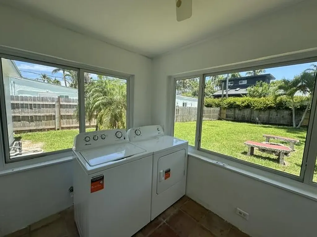 640 Oak Street Boynton Beach FL 33435