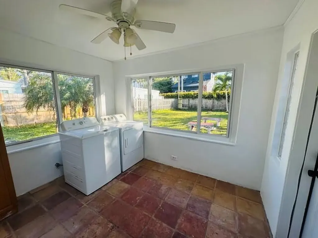 640 Oak Street Boynton Beach FL 33435