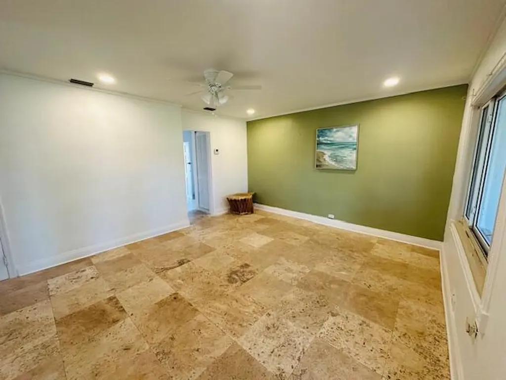 640 Oak Street Boynton Beach FL 33435