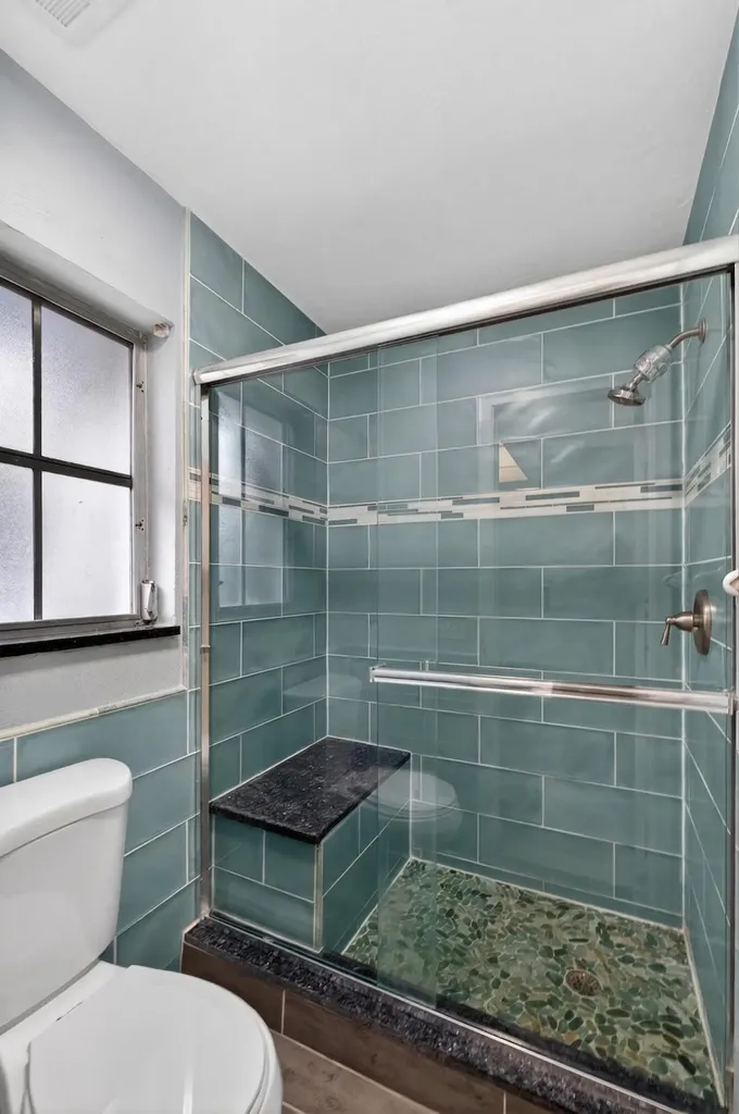 423 Pine Tree Court Atlantis FL 33462