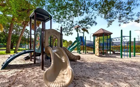 423 Pine Tree Court Atlantis FL 33462
