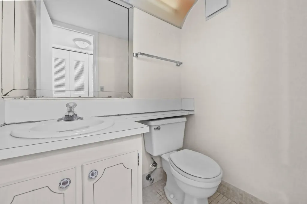 411 Durham Deerfield Beach FL 33442