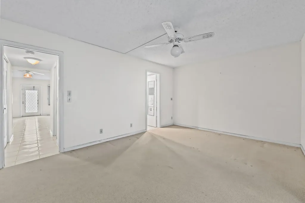 411 Durham Deerfield Beach FL 33442