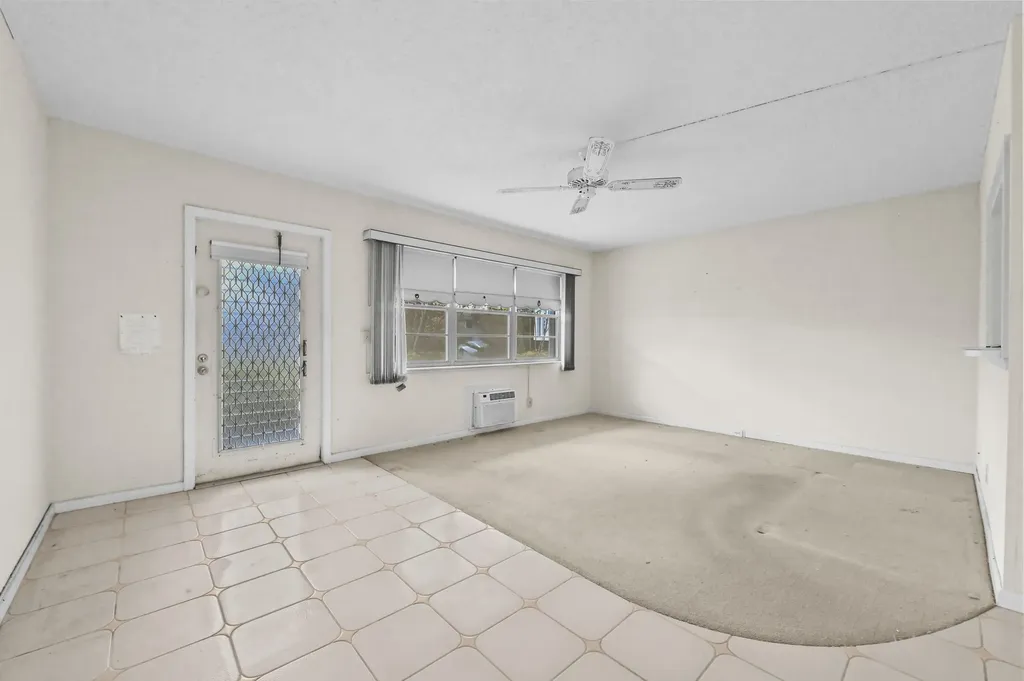 411 Durham Deerfield Beach FL 33442
