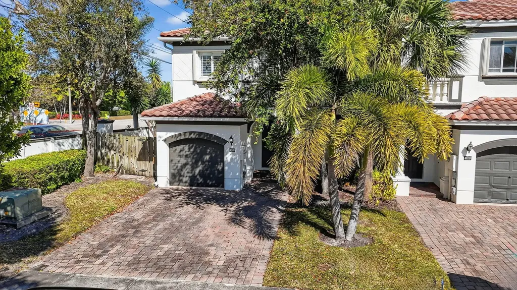 4040 Murano Bay Drive Boynton Beach FL 33435
