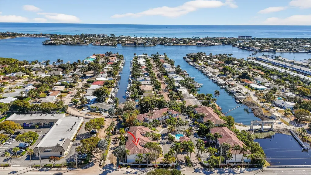 4040 Murano Bay Drive Boynton Beach FL 33435