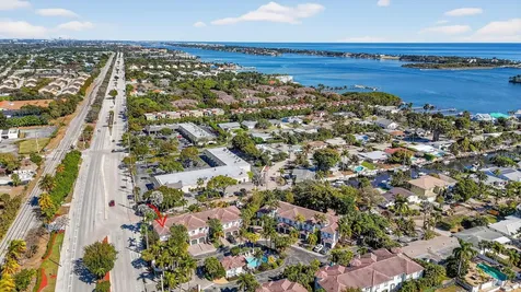 4040 Murano Bay Drive Boynton Beach FL 33435