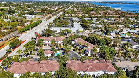 4040 Murano Bay Drive Boynton Beach FL 33435