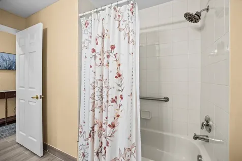 4720 Lucerne Lakes Boulevard E Lake Worth FL 33467