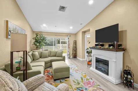 4720 Lucerne Lakes Boulevard E Lake Worth FL 33467