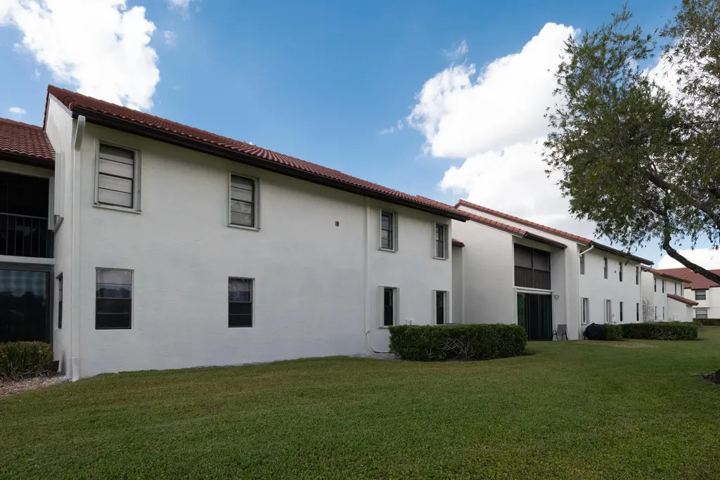 5829 Parkwalk Drive Boynton Beach FL 33472