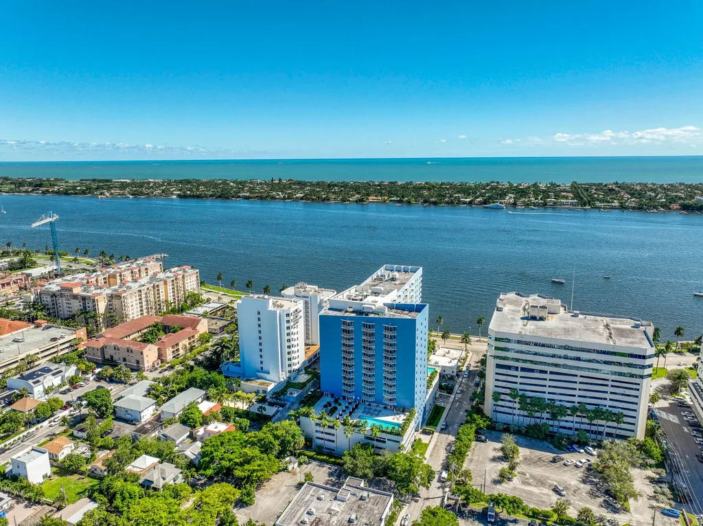 1551 N Flagler Drive West Palm Beach FL 33401