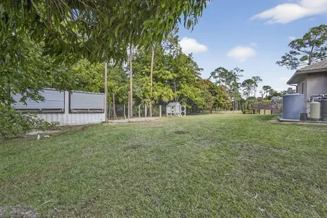 16107 86th Street N Loxahatchee FL 33470