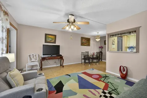 39 Dorchester B West Palm Beach FL 33417