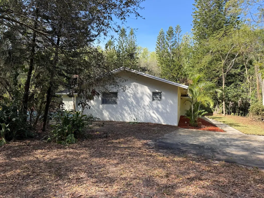 16556 Rustic Road Wellington FL 33470