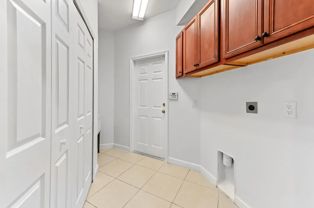 2334 SW Webster Lane Port St Lucie FL 34953