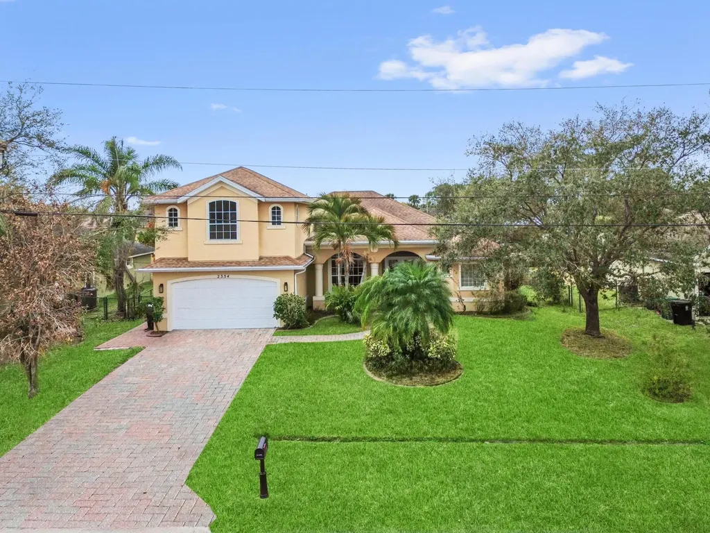 2334 SW Webster Lane Port St Lucie FL 34953
