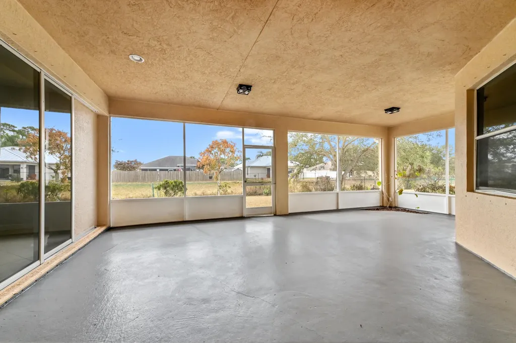 2334 SW Webster Lane Port St Lucie FL 34953