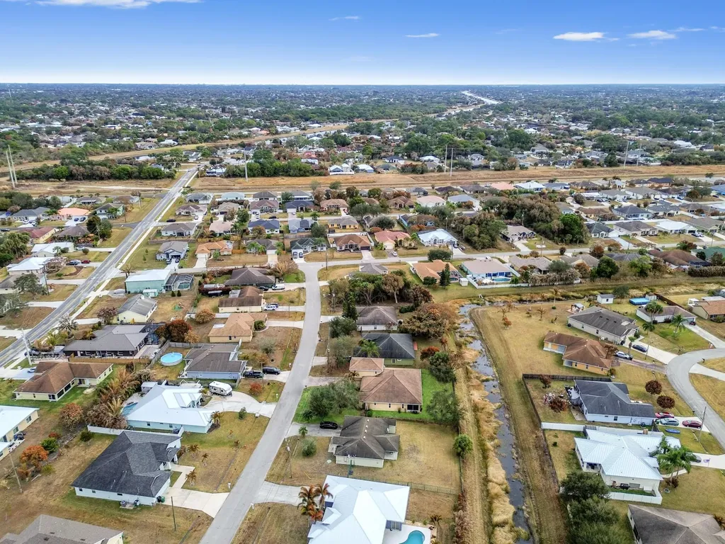 2334 SW Webster Lane Port St Lucie FL 34953