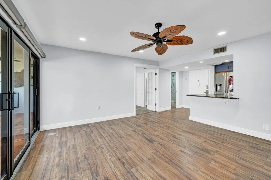 330 SE 20th Avenue Deerfield Beach FL 33441