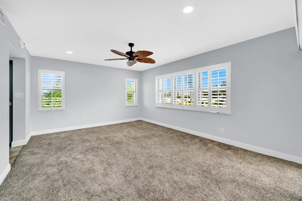 330 SE 20th Avenue Deerfield Beach FL 33441